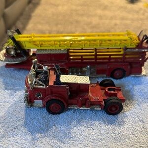 Vintage Corgi Classic Fire Engine Aerial Rescue Tractor & Truck 1968